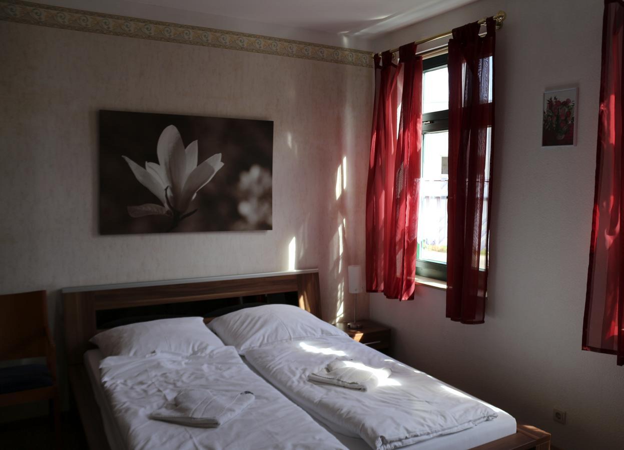 Gasthaus & Pension "Zur Rose" Weimar  Dış mekan fotoğraf