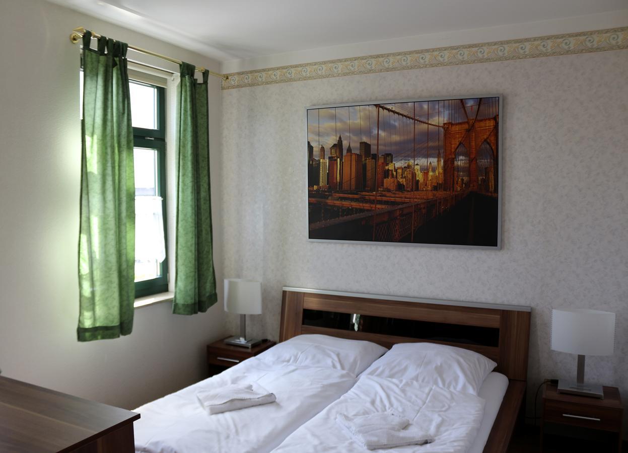 Gasthaus & Pension "Zur Rose" Weimar  Dış mekan fotoğraf