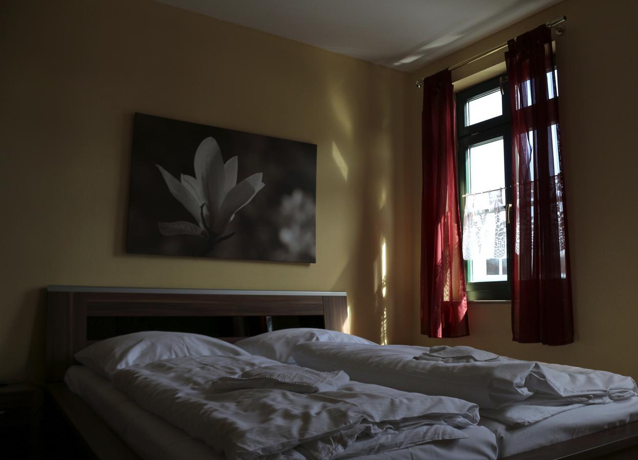 Gasthaus & Pension "Zur Rose" Weimar  Dış mekan fotoğraf