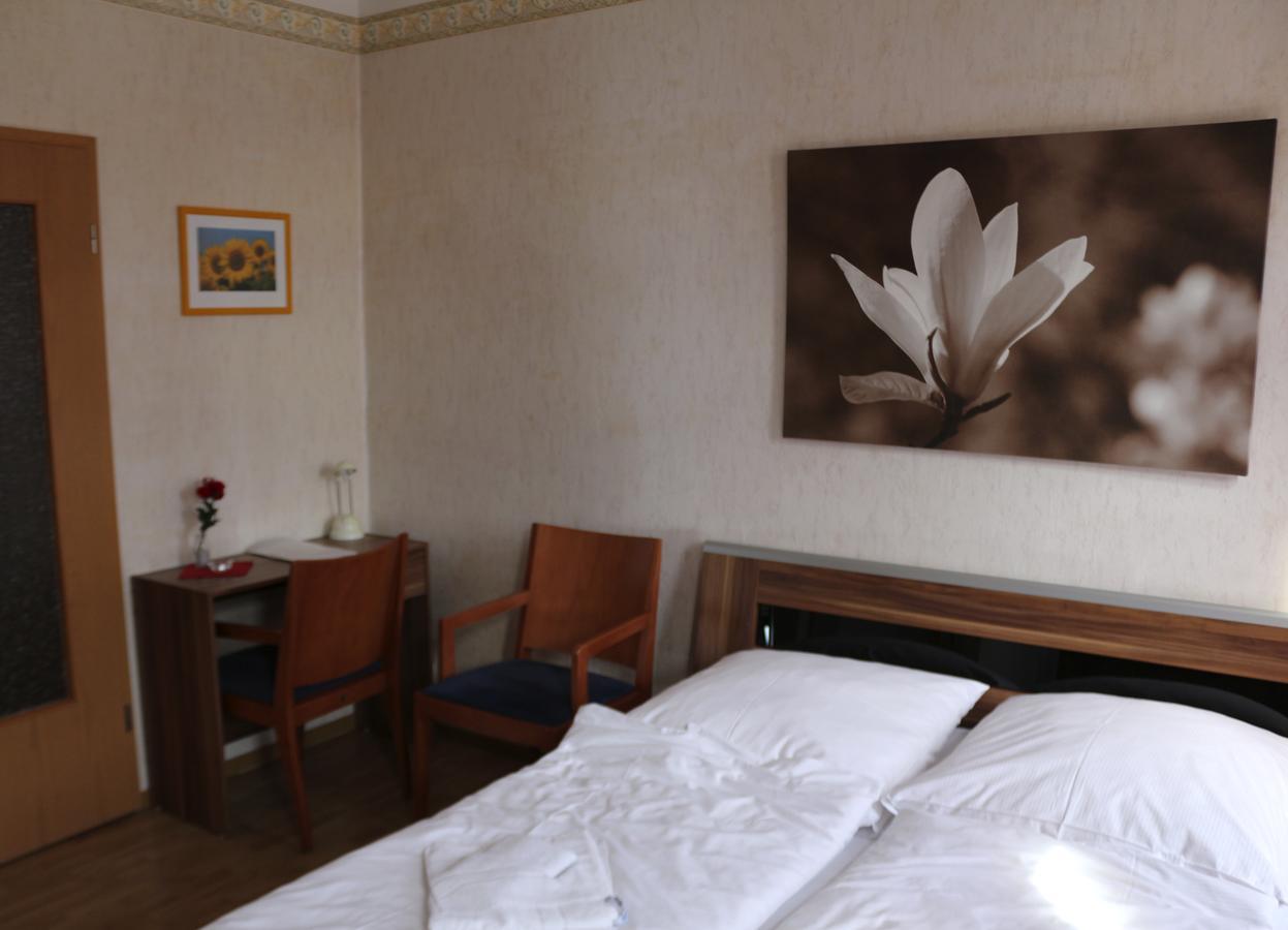 Gasthaus & Pension "Zur Rose" Weimar  Dış mekan fotoğraf